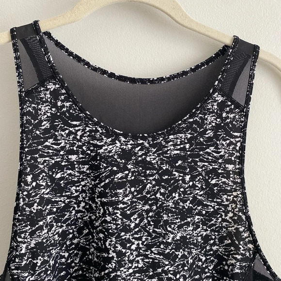 LULULEMON Sculpt Tank II Iced Wave White Black/Black Size 2 - Picture 4 of 11